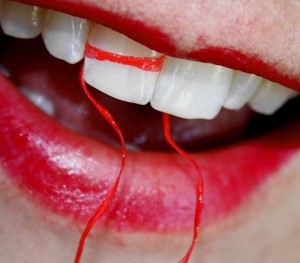 Alle ønsker seg hvite tenner - og det kan enkelt fikses. Foto: Pink Sherbet Photography